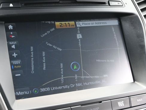 Used 2018 Hyundai Santa Fe Sport image 15