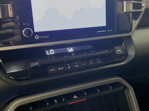 Used 2022 Toyota Tundra SR5 w/ Convenience Package image 22