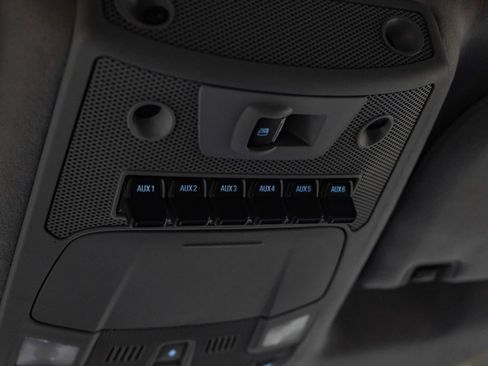 Used 2022 Ford F350 Limited image 25