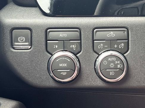 New 2026 GMC Sierra 1500 Elevation image 27