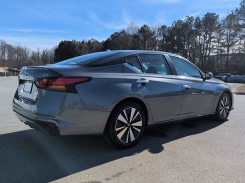 Used 2022 Nissan Altima 2.5 SV image 4