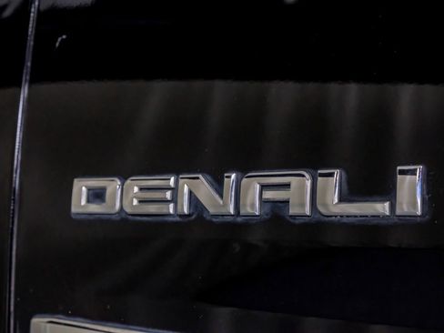 Used 2017 GMC Yukon XL Denali w/ Open Road Package image 46