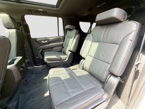 Used 2023 Chevrolet Suburban RST w/ Luxury Package AWD/4WD image 28