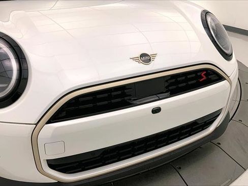 Certified 2025 MINI Cooper S image 29