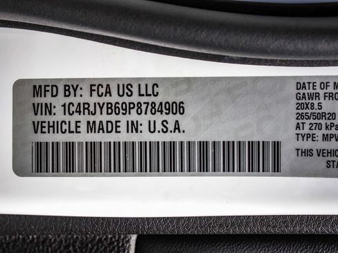 Used 2023 Jeep Grand Cherokee 4WD 4xe image 14