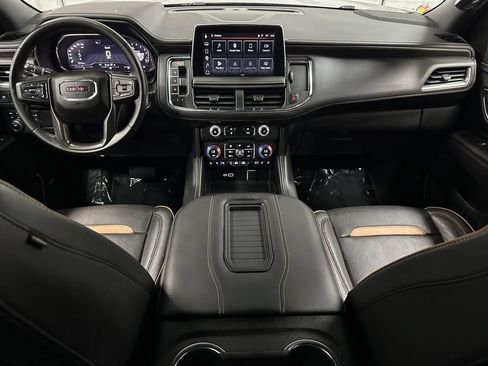 Used 2023 GMC Yukon XL AT4 w/ AT4 Premium Package AWD/4WD image 26