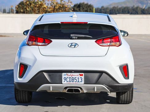 Used 2019 Hyundai Veloster 2.0 Premium image 6