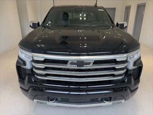 New 2026 Chevrolet Silverado 1500 High Country image 2