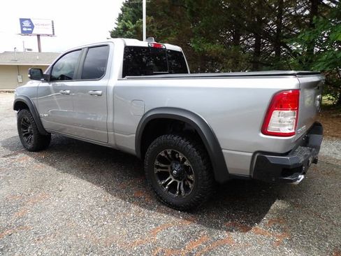 Used 2021 RAM 1500 Big Horn AWD/4WD image 3