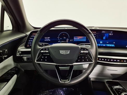 Certified 2024 Cadillac Lyriq Luxury image 15