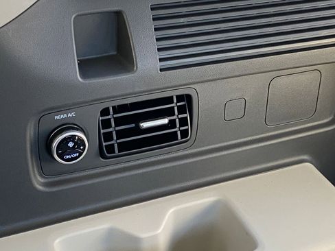 Used 2025 Hyundai Santa Fe SEL image 24