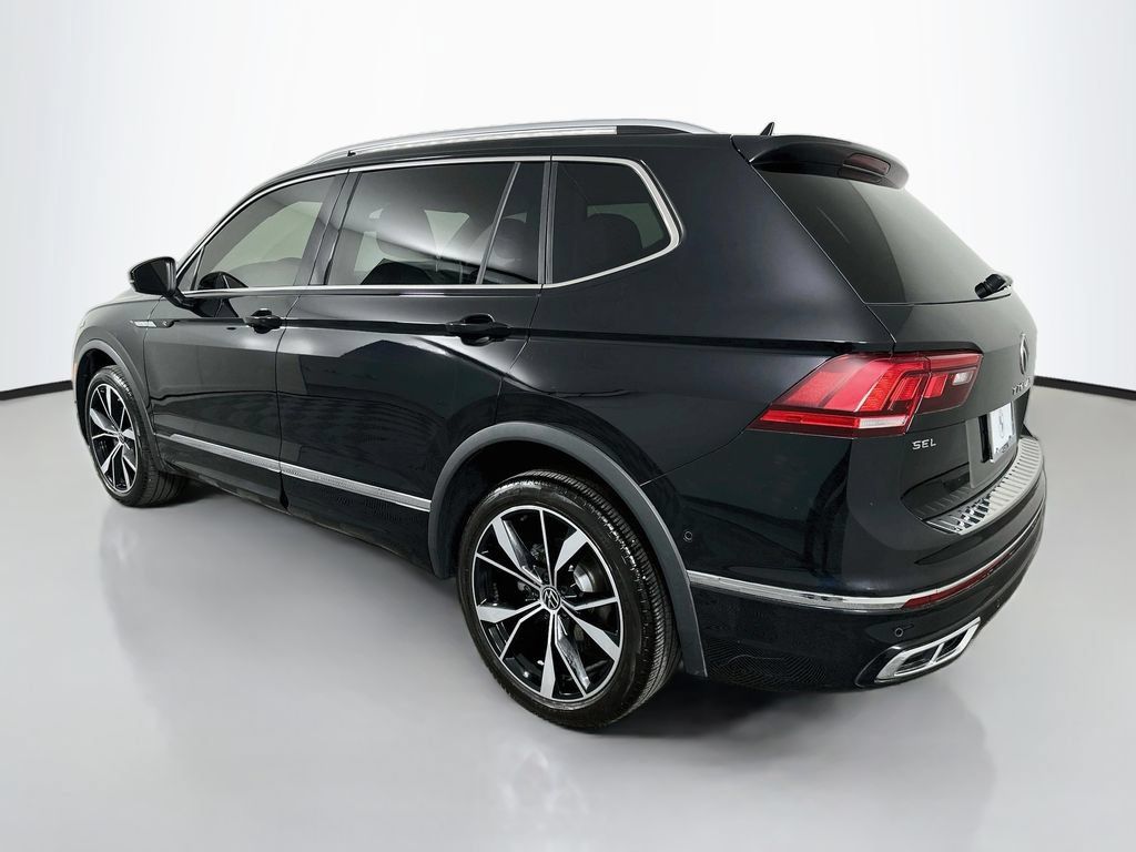 Used 2022 Volkswagen Tiguan SEL R-Line AWD/4WD image 7