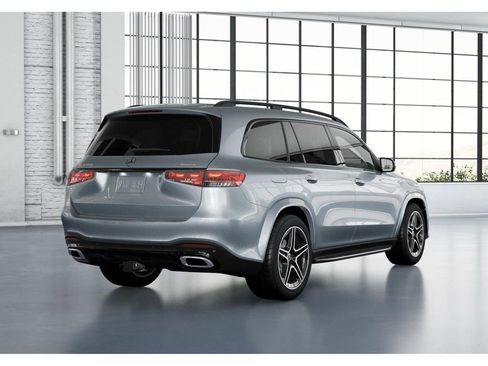 Used 2025 Mercedes-Benz GLS 450 4MATIC image 22