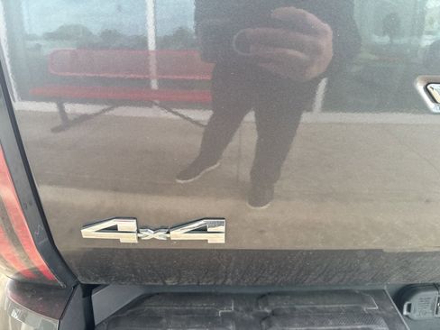 Used 2022 Toyota Tundra Capstone AWD/4WD image 16