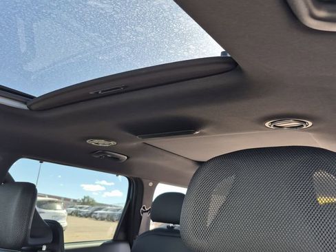 New 2026 Kia EV9 Land image 11