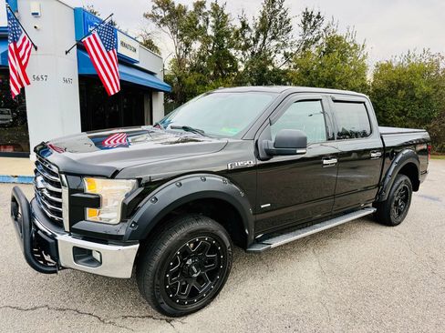 Used 2015 Ford F150 XLT w/ Equipment Group 302A Luxury image 21