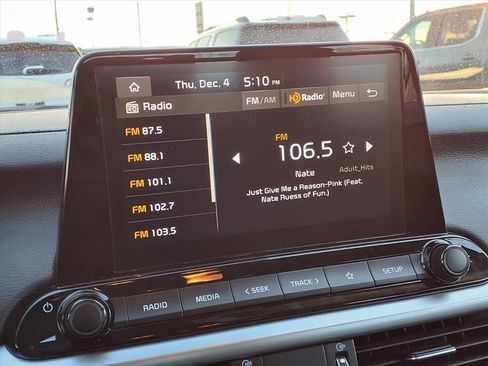 Used 2024 Kia Forte LXS image 9