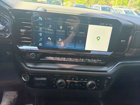 Used 2022 Chevrolet Silverado 1500 ZR2 w/ Technology Package AWD/4WD image 11