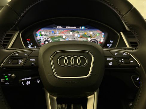 Used 2018 Audi Q5 Prestige w/ Prestige Package AWD/4WD image 11