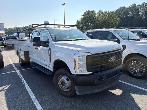 Used 2024 Ford F350 XL AWD/4WD image 14
