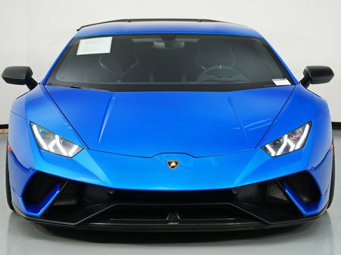 Used 2018 Lamborghini Huracan Performante image 48