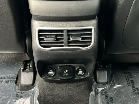 Used 2023 Hyundai Santa Fe Limited w/ Cargo Package image 25