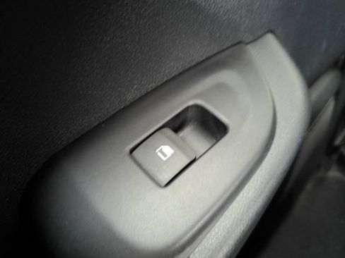 Used 2022 Hyundai Venue SEL w/ Cargo Package image 24