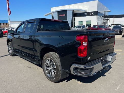 Used 2024 Chevrolet Silverado 1500 LT w/ Z71 Off-Road Package image 3