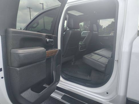 Used 2022 Chevrolet Silverado 2500 High Country w/ Z71 Off-Road Package AWD/4WD image 23
