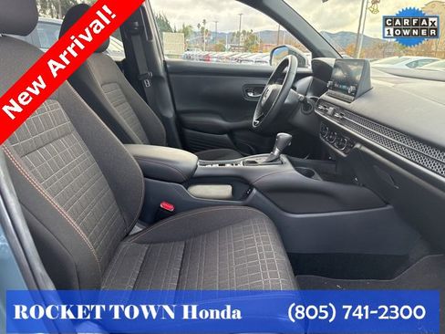 Used 2025 Honda HR-V Sport image 11