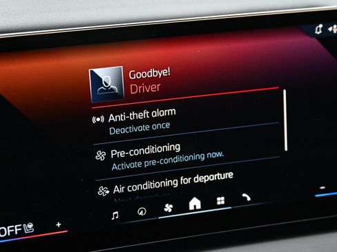 Certified 2025 BMW X3 xDrive30i image 37