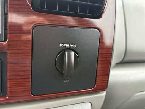 Used 2006 Ford F350 Lariat image 24