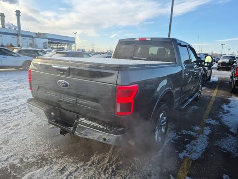 Used 2018 Ford F150 Lariat w/ Equipment Group 502A Luxury image 3