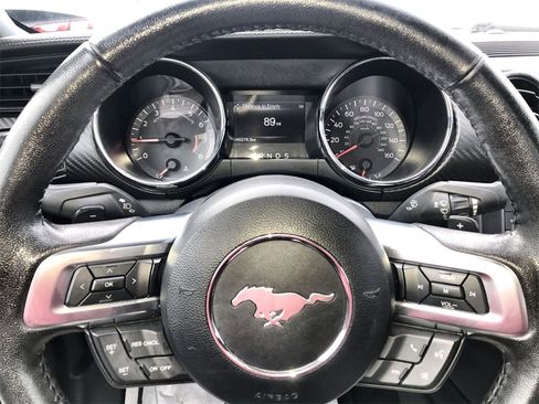 Used 2016 Ford Mustang Convertible image 14