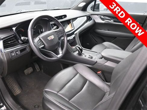 Used 2024 Cadillac XT6 Premium Luxury image 12