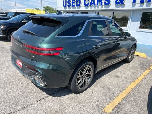 Used 2022 Genesis GV70 2.5T w/ Select Package AWD/4WD image 4