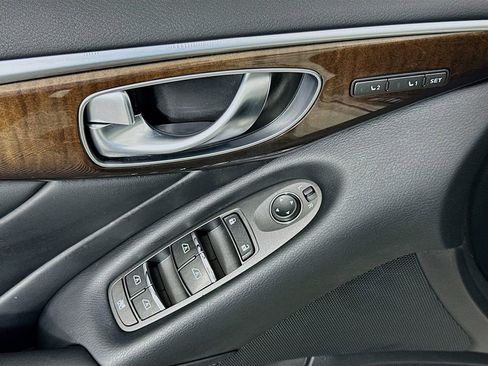 Used 2015 INFINITI Q50 Premium w/ Deluxe Touring Package RWD image 18