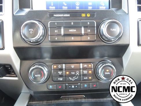 Used 2021 Ford F350 Lariat w/ Tremor Off-Road Package AWD/4WD image 36
