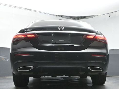 Used 2022 Mercedes-Benz E 350 Sedan image 37