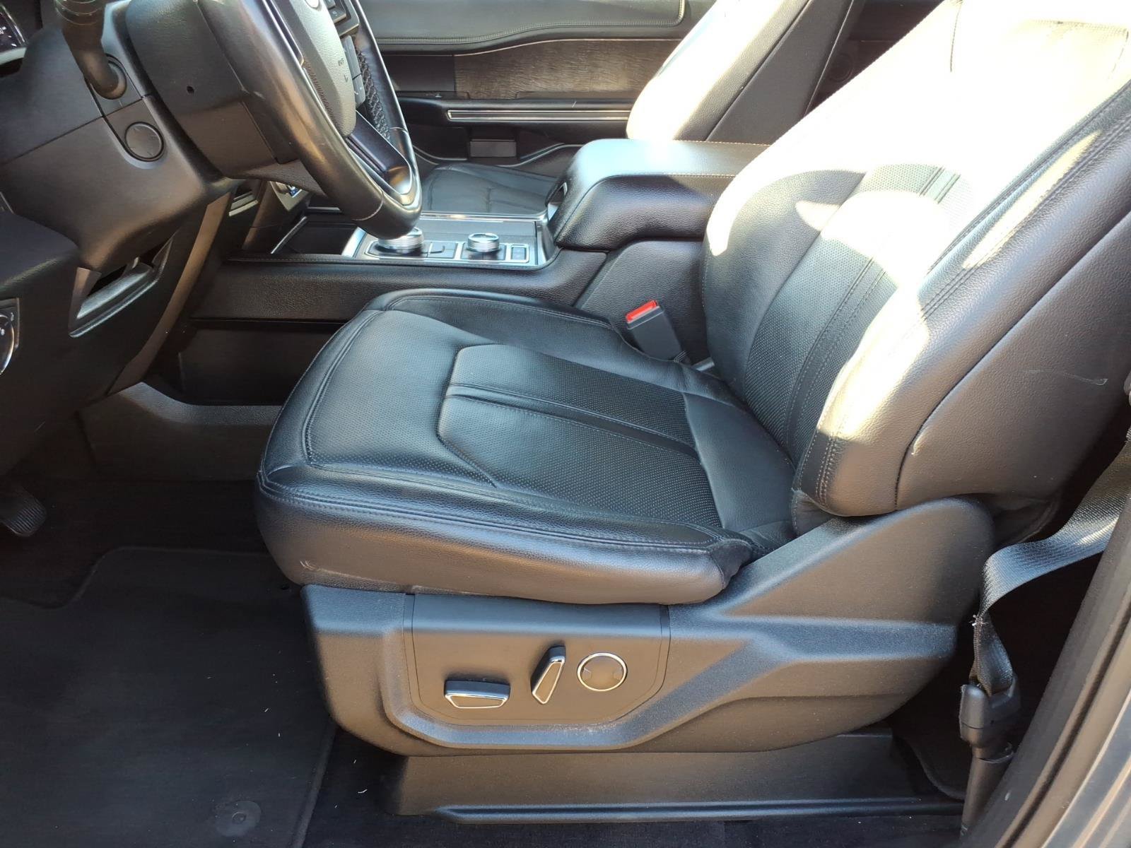 Certified 2019 Ford Expedition Max Limited w/ Equipment Group 302A AWD/4WD image 15
