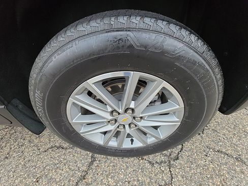 Certified 2023 Chevrolet Traverse LT AWD/4WD image 37