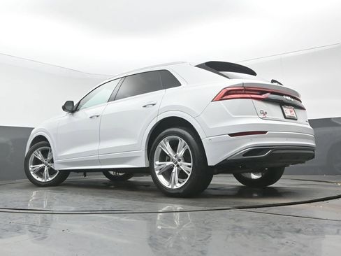 Used 2019 Audi Q8 Premium Plus w/ Premium Plus image 31