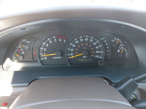 Used 2001 Toyota Tundra Limited w/ Off-Road Pkg AWD/4WD image 33
