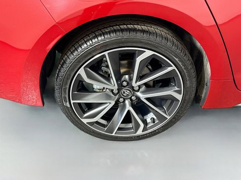 Used 2021 Toyota Corolla SE image 32