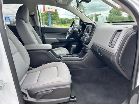 Used 2021 Chevrolet Colorado W/T w/ WT Convenience Package AWD/4WD image 11