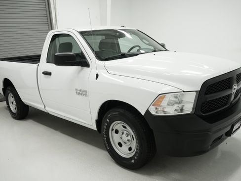 Used 2017 RAM 1500 Tradesman w/ Power & Remote Entry Group image 3
