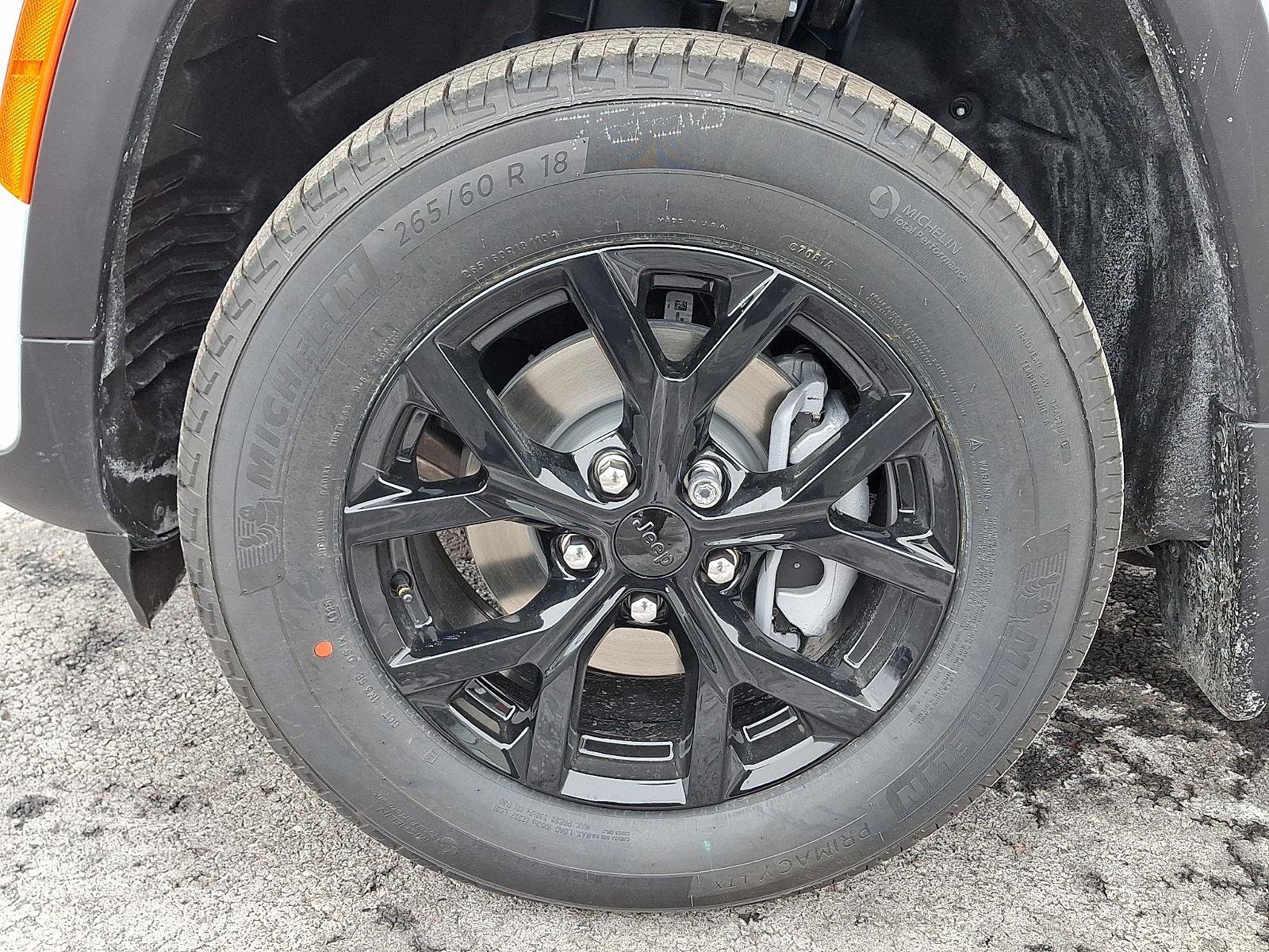 New 2026 Jeep Grand Cherokee Altitude AWD/4WD image 6