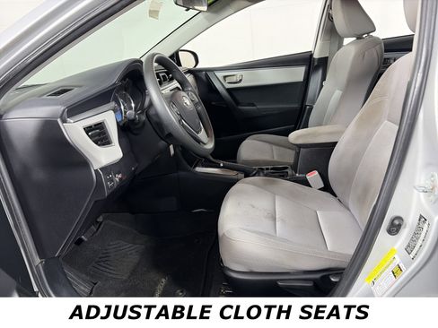 Used 2015 Toyota Corolla LE image 9