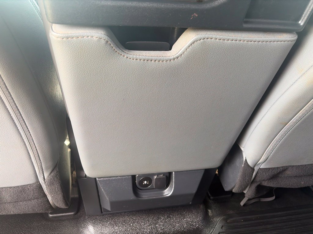 Used 2024 Ford F550 4x4 Crew Cab Super Duty image 21