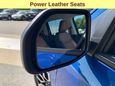 Used 2024 Ford Maverick Lariat image 8